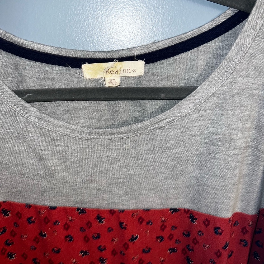 3FOR$10 Blouse - Picture 2 of 3